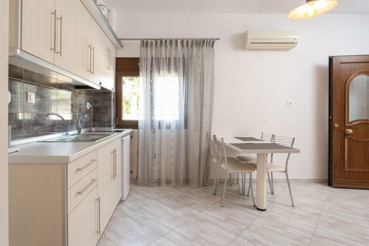 Nikola'S Apartments 토로니 외부 사진