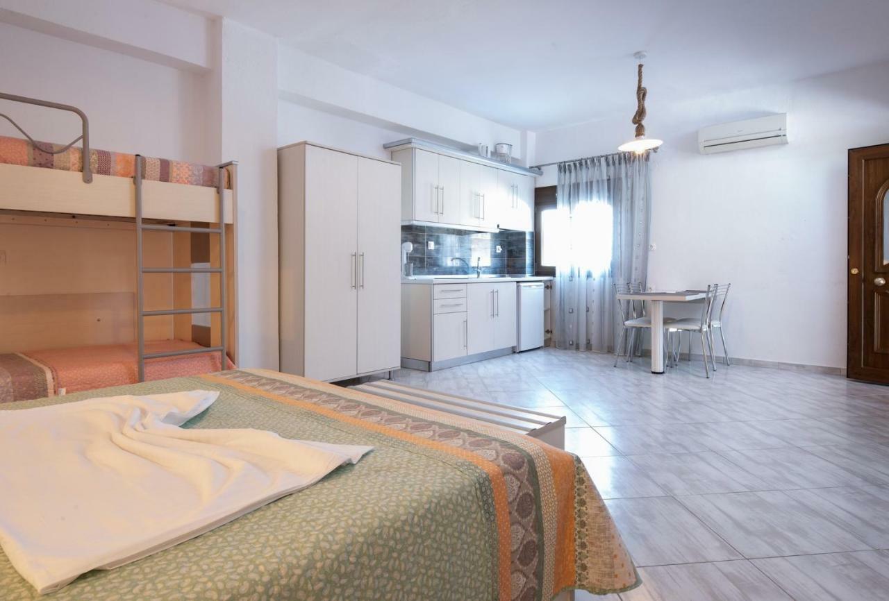 Nikola'S Apartments 토로니 외부 사진